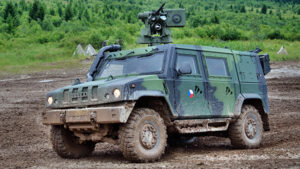 2001 Iveco Lince LMV (3)