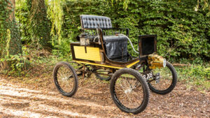 1899 Locomobile Type 2 Spindle-Seat Runabout