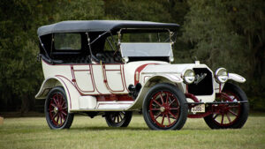 1915 Peerless Model 48 7-passenger Touring